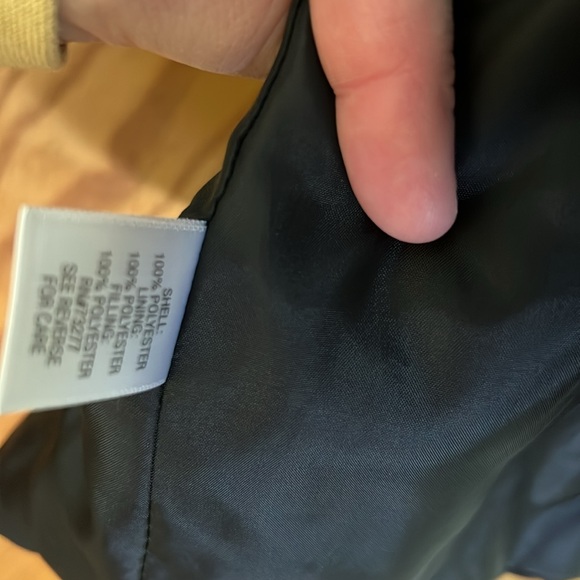 Croft & Barrow zipped vest - Picture 8 of 8